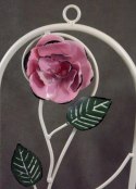 Podwójny Wiszący Kwietnik z Metaloplastyki w Stylu Prowansalskim z Motywem Róży