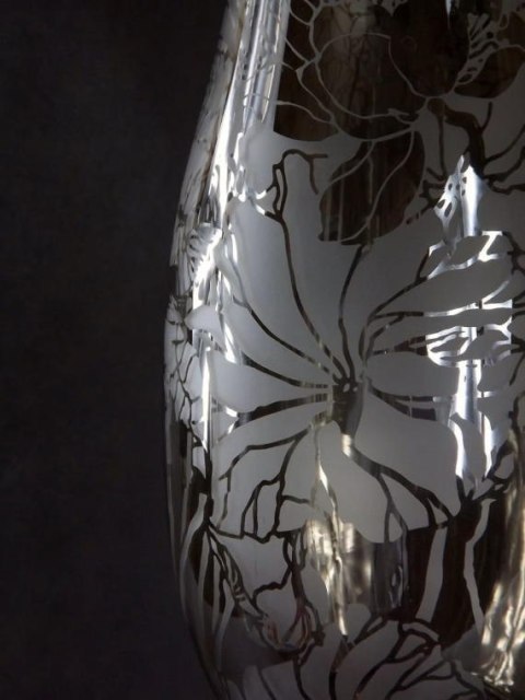Elegancki Wazon Szklany z Chromem i Kwiatowym Dekorem 15x38 cm - Niższy z Kolekcji
