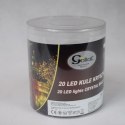 Lampa ozdobna Srebrne Gwiazdki z 20 białymi diodami LED zasilanymi bateriami AA