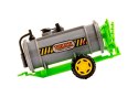 Traktor z cysterną do oprysków