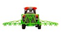 Traktor z cysterną do oprysków