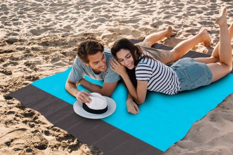 Wodoodporna mata plażowa koc piknikowy 210x200 cm niebieska z grafitowymi paskami